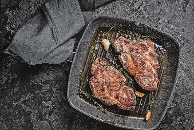 SVINJSKI VRAT U PIVU Gurmanski specijalitet koji pomera granice dobrog ukusa