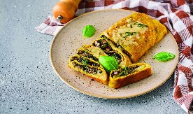 ROLAT SA PEČURKAMA NIKO NE ODBIJA Sve se samo pomeša i peče, a razvaljuje ukusom