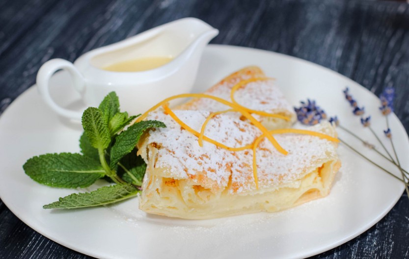 ŠTRUDLU SA SIROM OBOŽAVAO JE POKOJNI MARŠAL Mirisna i mekana kao duša, nema joj ravne