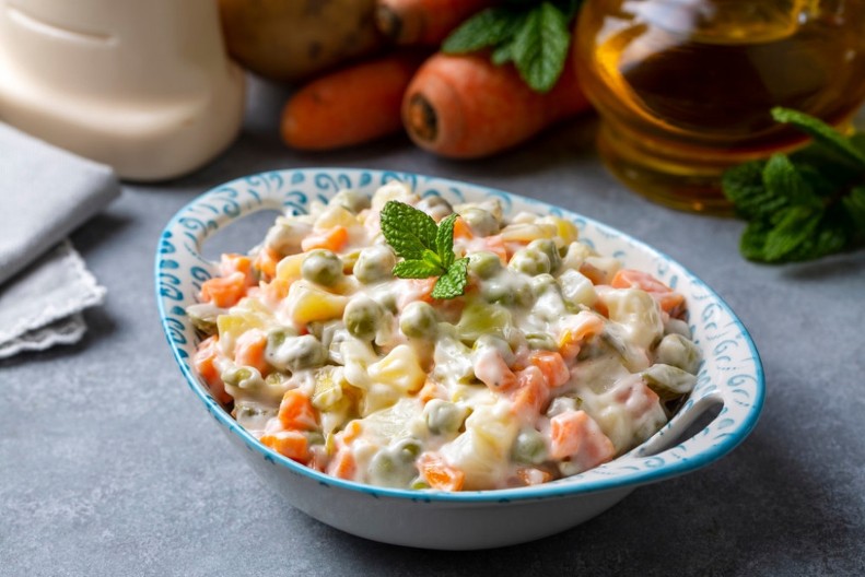 DONOSIMO VAM ORIGINALNI RECEPT ZA RUSKU SALATU Bez nje nema slave