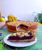 SLAVICIN VOĆNI KOLAČ ZA SAVRŠEN VIKEND Lako se pravi, a topi se u ustima