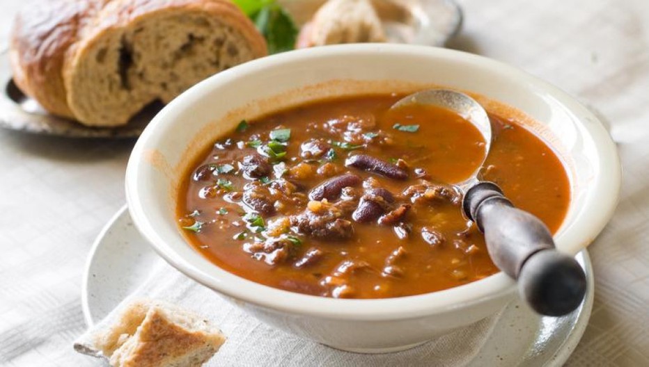 BAKIN RECEPT ZA POSNI PASULJ Najbolji koji ste jeli, tajna je u jednostavnom triku!