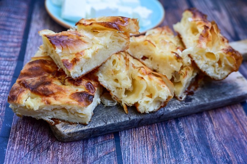 RUMUNSKA GIBANICA BOLJA OD KLASIČNE Tajna je u prelivu, a biće sveža i sutradan