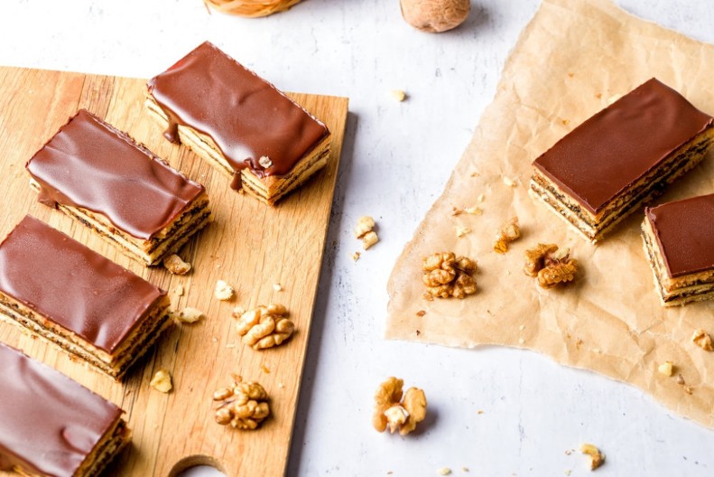 MAĐARICA KOLAČ KOJI OBOŽAVAJU SVI U SRBIJI Jedini recept koji vam je potreban