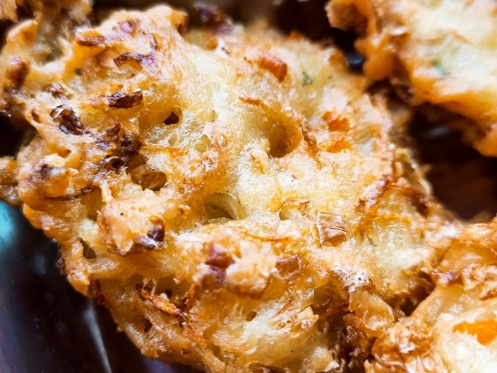 MUSAKA SA JABUKAMA I KROMPIROM ZA PRAVE GURMANE Klasik na moderan način